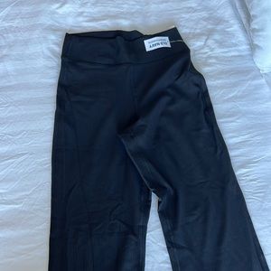NWT Old Navy ribbed yoga pants